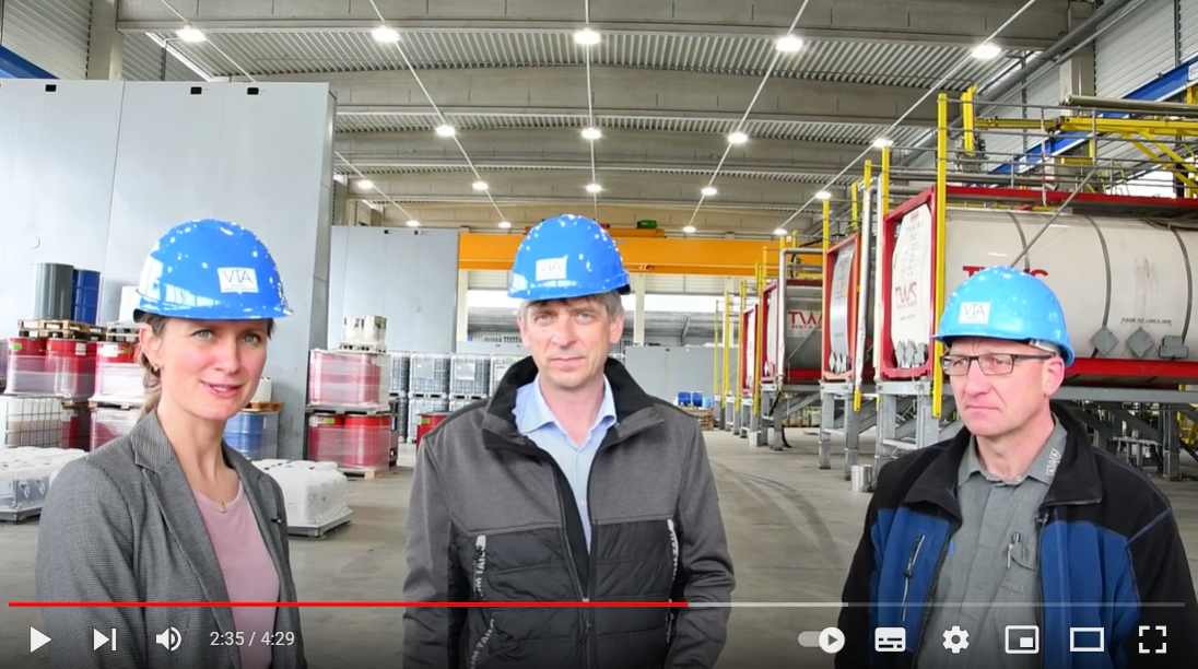 Freiluftlager mit Industriestrahler HML