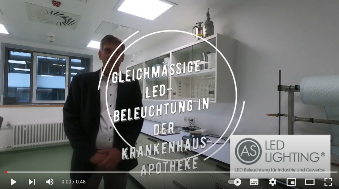 Kurzvideo Gleichmäßige Ausleuchtung der Krankenhaus-Apotheke mit LED-Einbauleuchte ECL-one