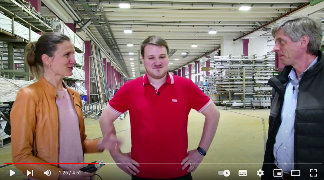 Praxisbericht HPL Industriestrahler im langjährigen störungsfreien Einsatz bei Bayerwald Fenster und Haustüren GmbH & Co KG