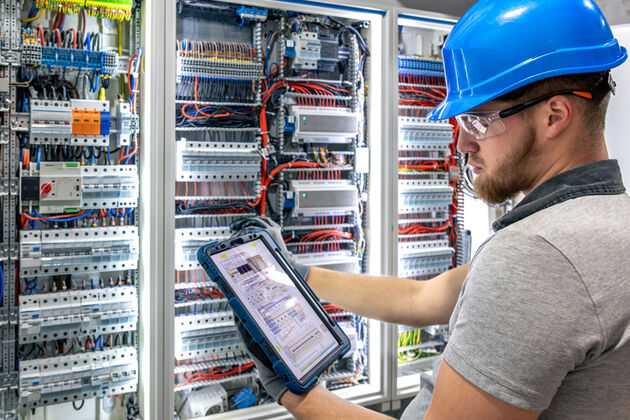 Alle AS LED Leuchten sind DALI2-fähig und in KNX-Steuerungen integrierbar